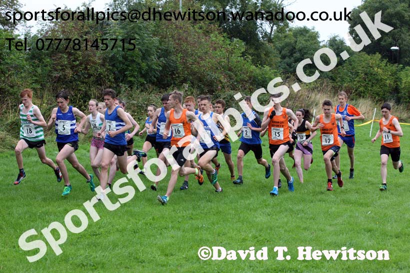 Mens and womens under-17s, Sunderland Harriers Open Cross Counry, Farringdon Park, Sunderland. Photo: David T. Hewitson/Sports for All Pics